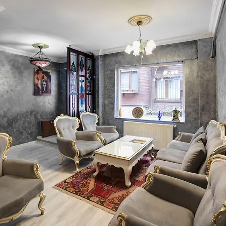 Serenity Boutique מלון